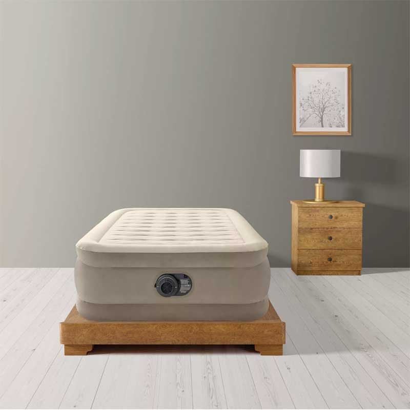 Visoki krevet na naduvavanje sa ugrađenom pumpom Intex Twin DeLuxe 99x191x46 64426ND - dodatni pogled