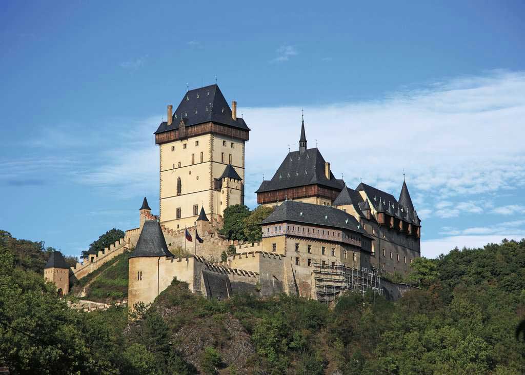 Puzzle slagalica 1000 delova Zamak Karlštejn Češka Ravensburger 12000560 - dodatni pogled