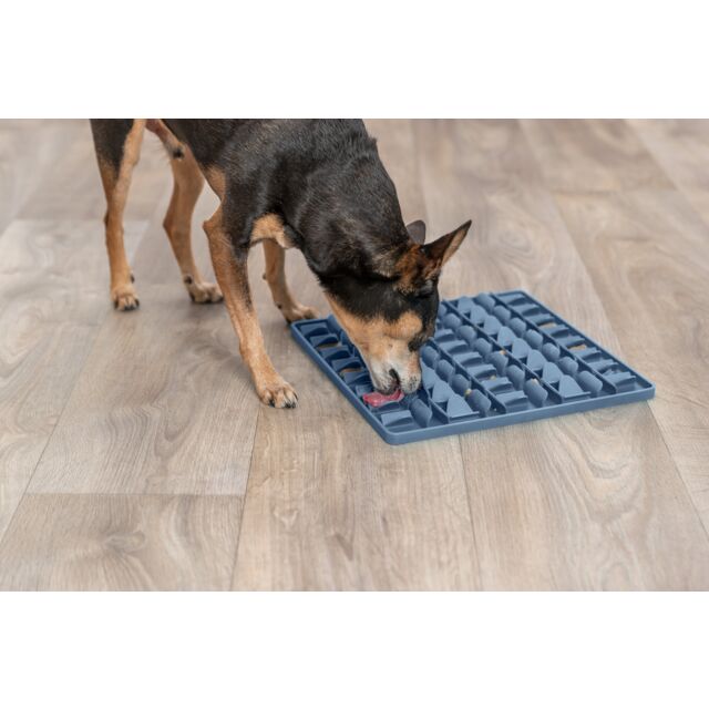 Posuda tanjir za paštetu za pse 30cm Lick n Snack TRIXIE 34985 - dodatni pogled