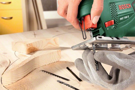 Ubodna testera BOSCH PST700E - dodatni pogled