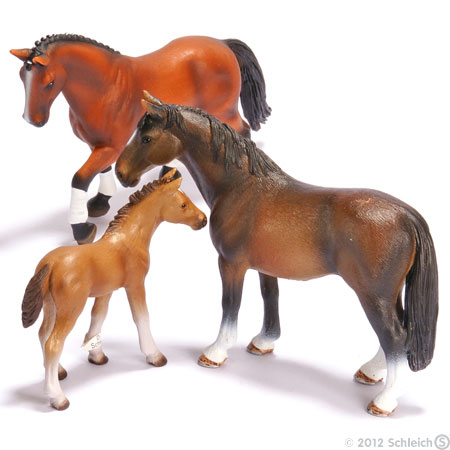 Schleich Domaće životinje - Hanoveranac ždrebe 13277 - dodatni pogled