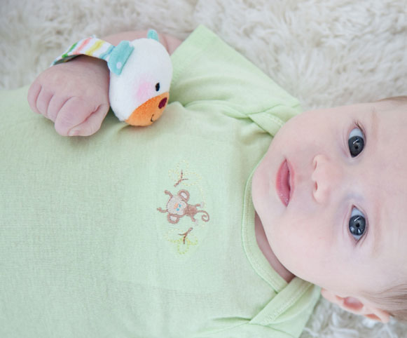 Infantino Igračka za bebu - zvečke meda i jagnje 6310062 - dodatni pogled