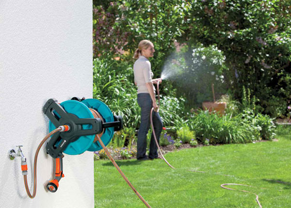 Gardena zidni nosač - motalica sa crevom 20m 1/2 Classic GA 08009-20 - dodatni pogled