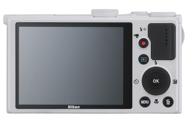 Nikon Digitalni Fotoaparat CoolPix P330 bela - dodatni pogled