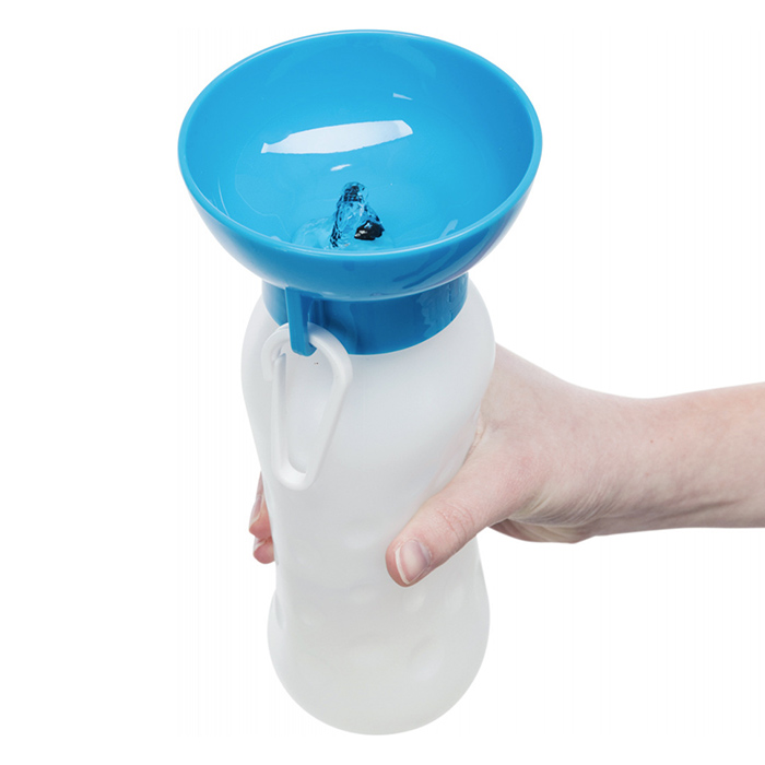 Trixie Plastična putna flašica za vodu za pse 0.55l - dodatni pogled