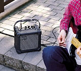 Roland Micro Cube - Portabl gitarsko pojačalo - dodatni pogled