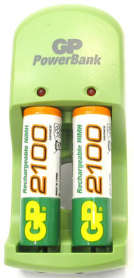 Punjač za baterije GP S360 sa 2 punjive baterije AA 2100 mAh - dodatni pogled