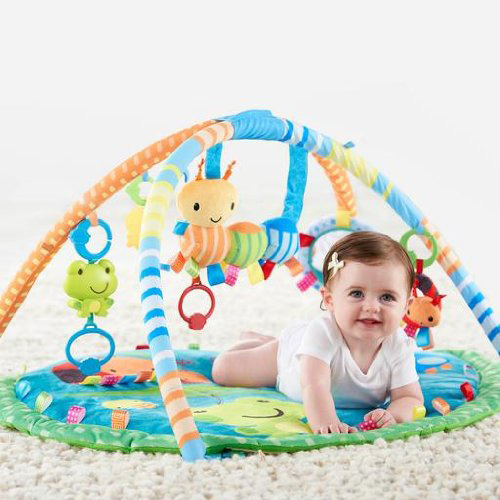 Taggies by Bright Starts Bebi gimnastika Bubice i zagrljaji - dodatni pogled