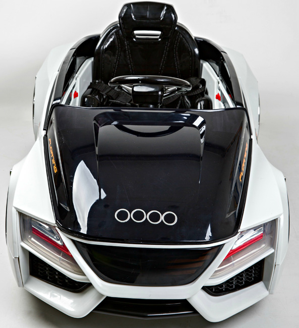 Automobil na akumulator 988 - dodatni pogled