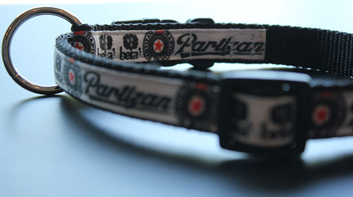 Ogrlica za pse Beta i KKP bela 20mm - dodatni pogled