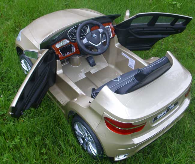 Automobil na akumulator BMW X6 zlatni - dodatni pogled