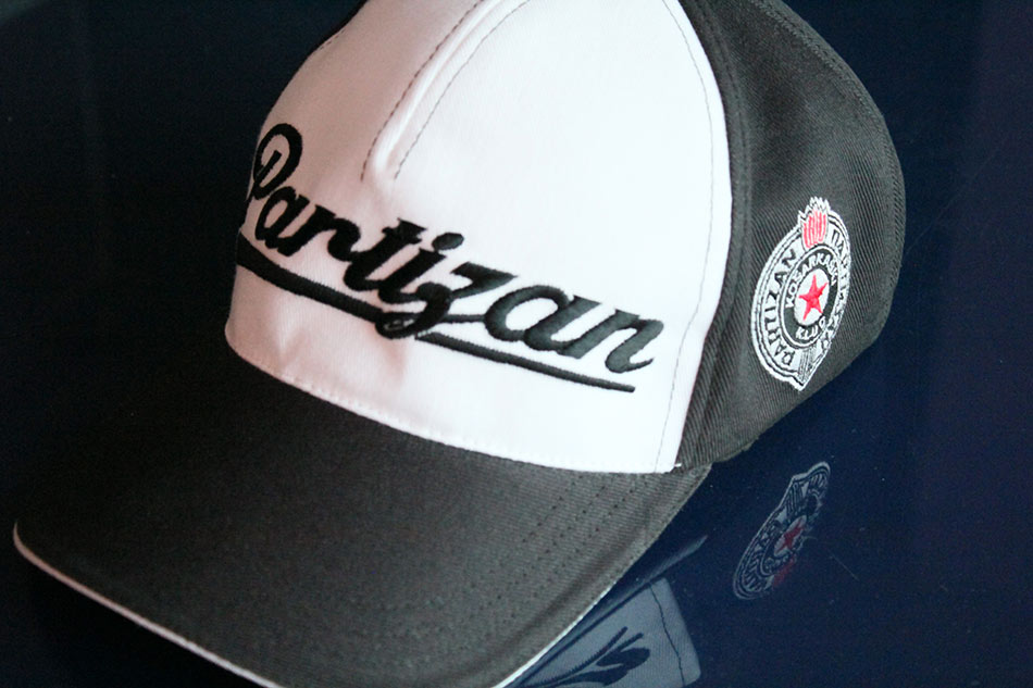 Partizan Retro Kačket - dodatni pogled