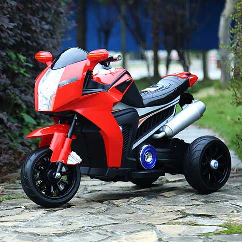 Motor na akumulator crveni - dodatni pogled