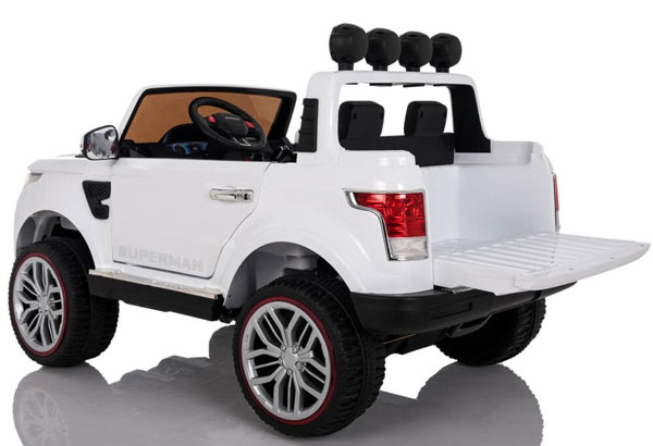 Dečiji automobil na akumulator 4x4 Dvosed LRs beli - dodatni pogled