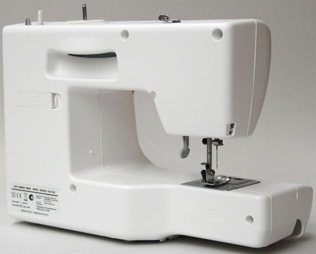 Šivaća mašina Toyota ECO 34A - dodatni pogled