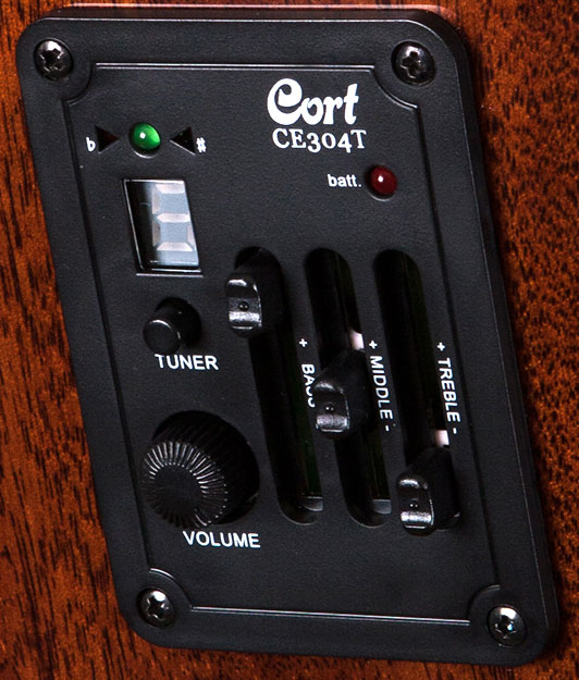 Ozvučena gitara Cort AD880CE BK sa torbom - dodatni pogled