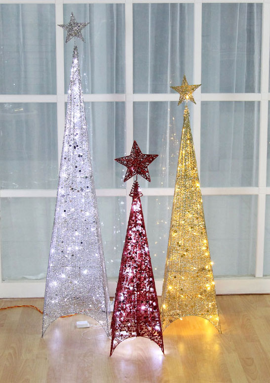 Jelka - Svetleća Piramida - Srebrni Abažur 120 cm - dodatni pogled