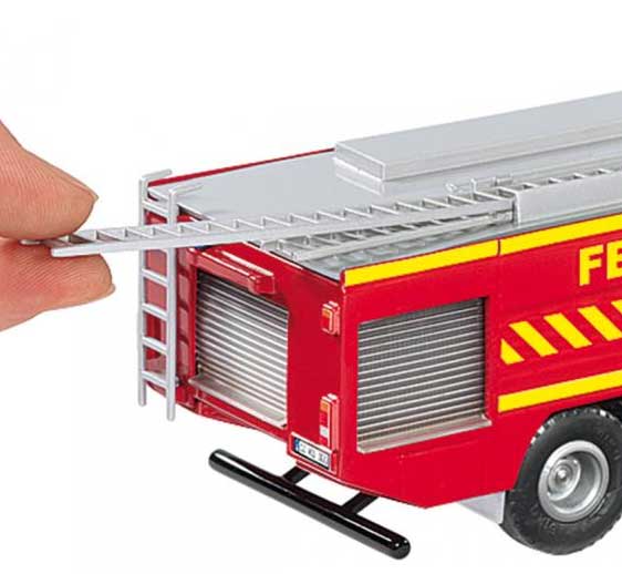 Siku Vatrogasni kamion Mercedes-Benz Zetros 2109S - dodatni pogled