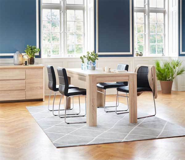 Trpezarijska garnitura Dely Sto i 4 stolice - dodatni pogled