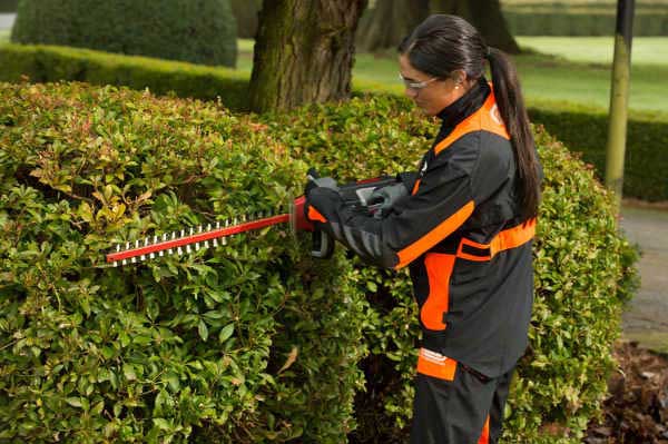 Oregon Akumulatorski trimer za živu ogradu HT255 031557 - dodatni pogled