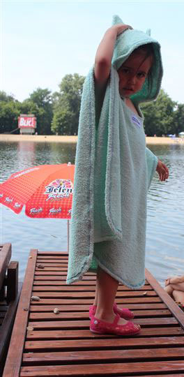 NunaNai peškir pončo - dodatni pogled