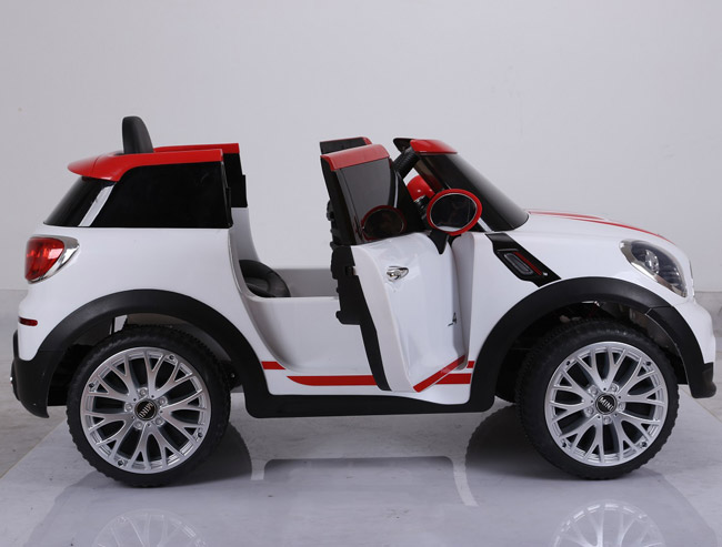 Dečiji automobil na akumulator Mini Morris Paceman 2018 Beli - dodatni pogled