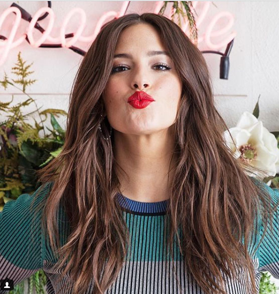 Revlon balzam u olovci Striking 240 - dodatni pogled