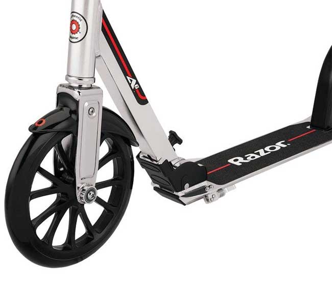 Razor Sklopivi trotinet A6 Scooter Silver - dodatni pogled