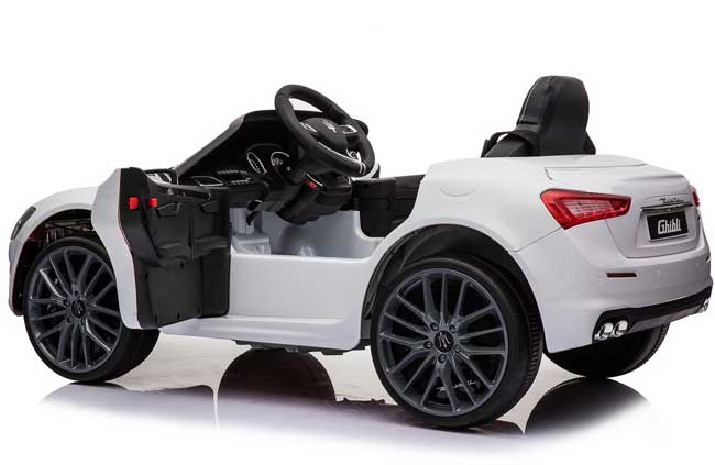 Dečiji automobil na akumulator Maserati Ghibli beli - dodatni pogled