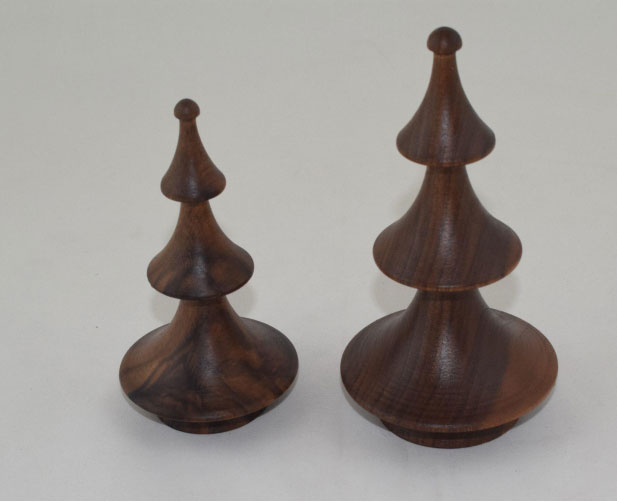 Jelkica Zima od orahovog drveta 12 cm - dodatni pogled