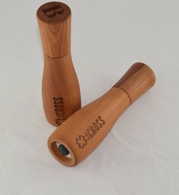 Mlin za biber sa gravurom  - dodatni pogled