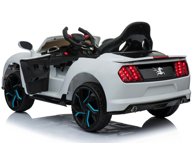 Dečiji automobil na akumulator Mustang Beli - dodatni pogled