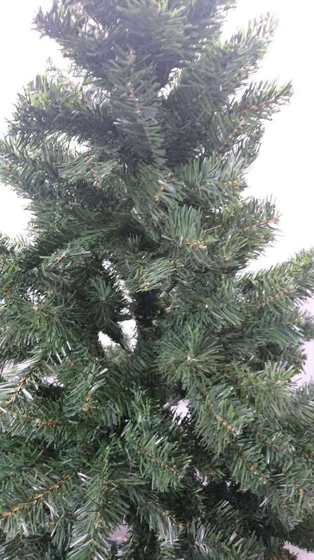 Novogodišnja Jelka 210 cm Lofoten Green - dodatni pogled