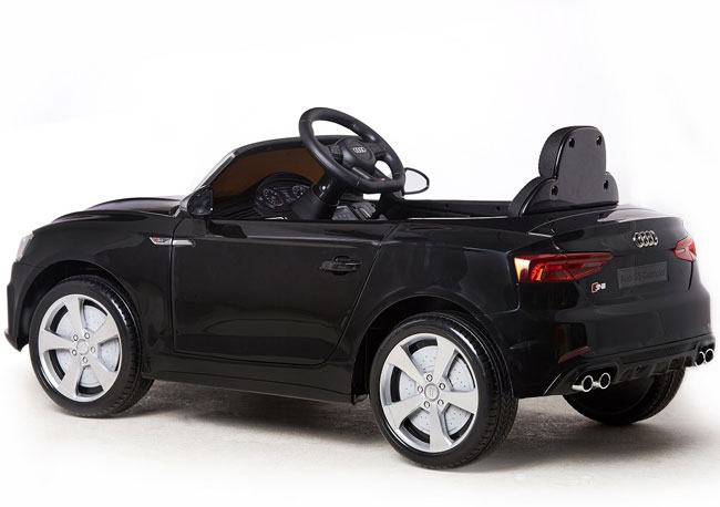 Automobil na akumulator Audi S5 Cabriolet crni - dodatni pogled