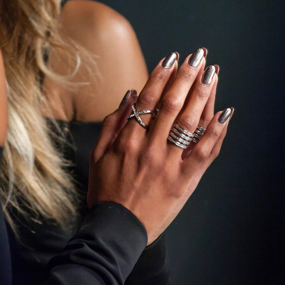 Revlon lak za nokte Stunner    - dodatni pogled