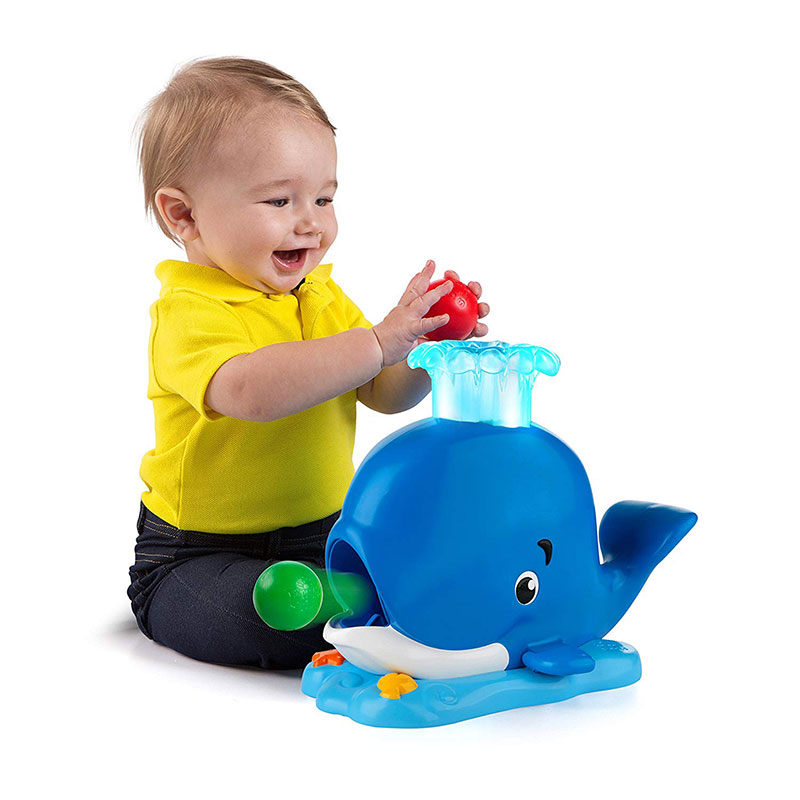 KIDS II BrightStarts Igračka KIT Having a Ball Silly Spout Whale Popper - dodatni pogled