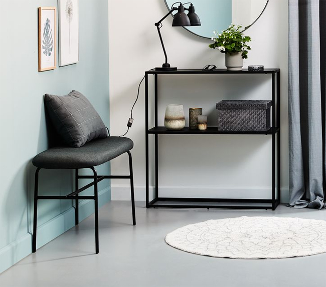 Klupa sa tapaciranim sedištem - dodatni pogled