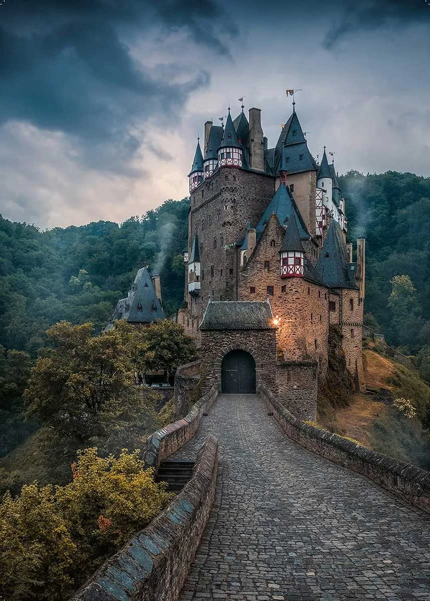 Puzzle 1000 delova Dvorac Elc Nemačka Ravensburger 12000626