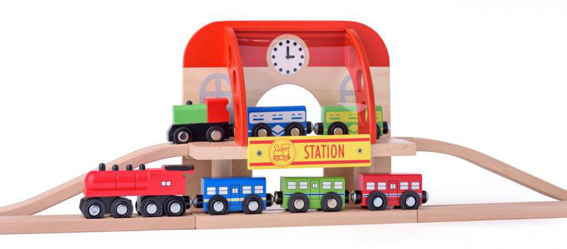 Autobuska i železnička stanica za prugu Woodyland 92102 - dodatni pogled