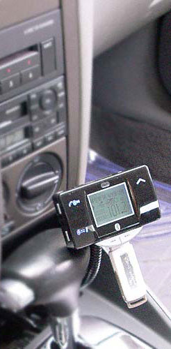 Bluetooth MP3-FM Transmiter CM-015B - dodatni pogled