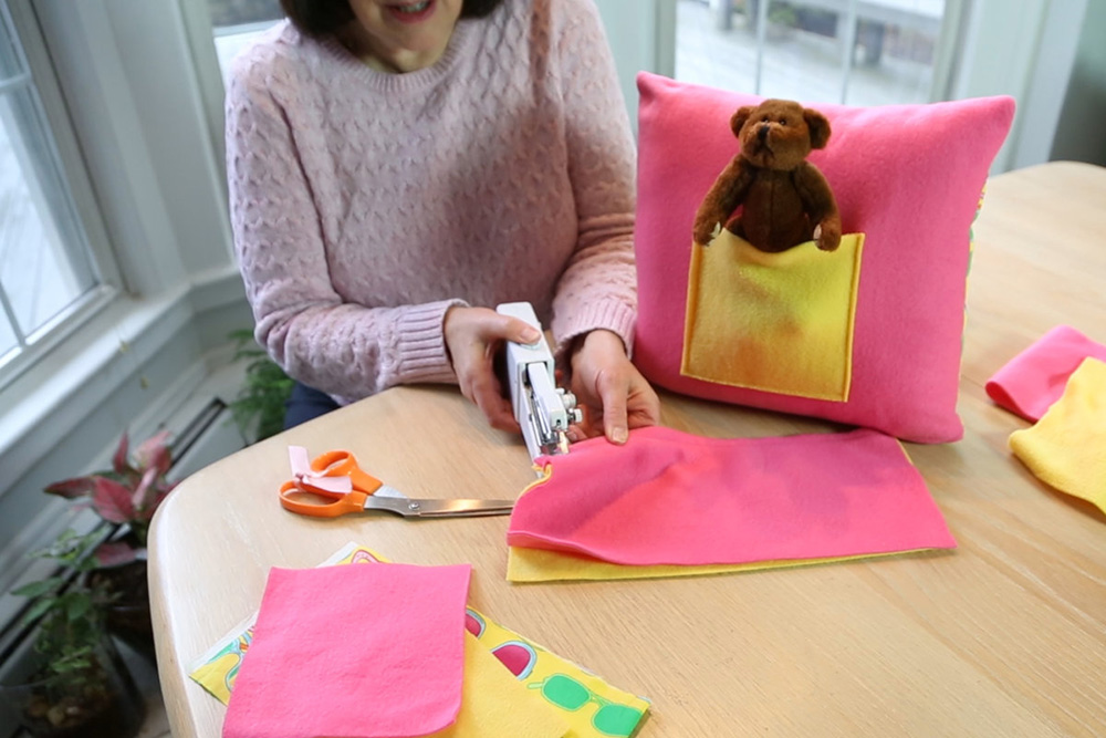 Ručna šivaća mašina - dodatni pogled