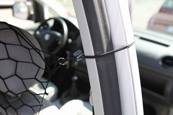 Sigurnosna mreža - pregrada za automobil 85x64cm Nobby 75329 - dodatni pogled