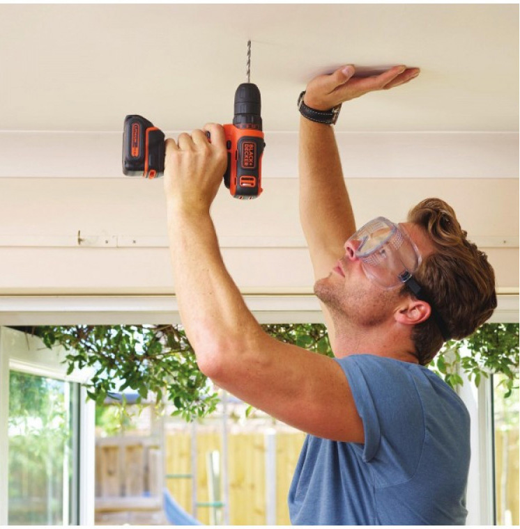 Black + Decker akumulatorska bušilica odvijač BDCDD121BSA - dodatni pogled