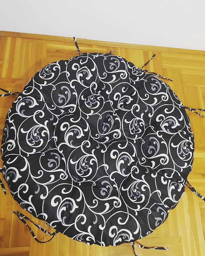 Ljuljaška Jaje - Metalna Domestico WHITE sa jastukom BLACK ORNAMENT - dodatni pogled