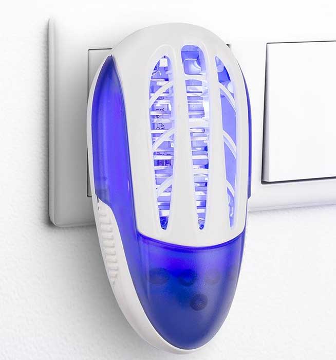 Prenosna lampa za uništavanje letećih insekata Tristar IV-3701 - dodatni pogled