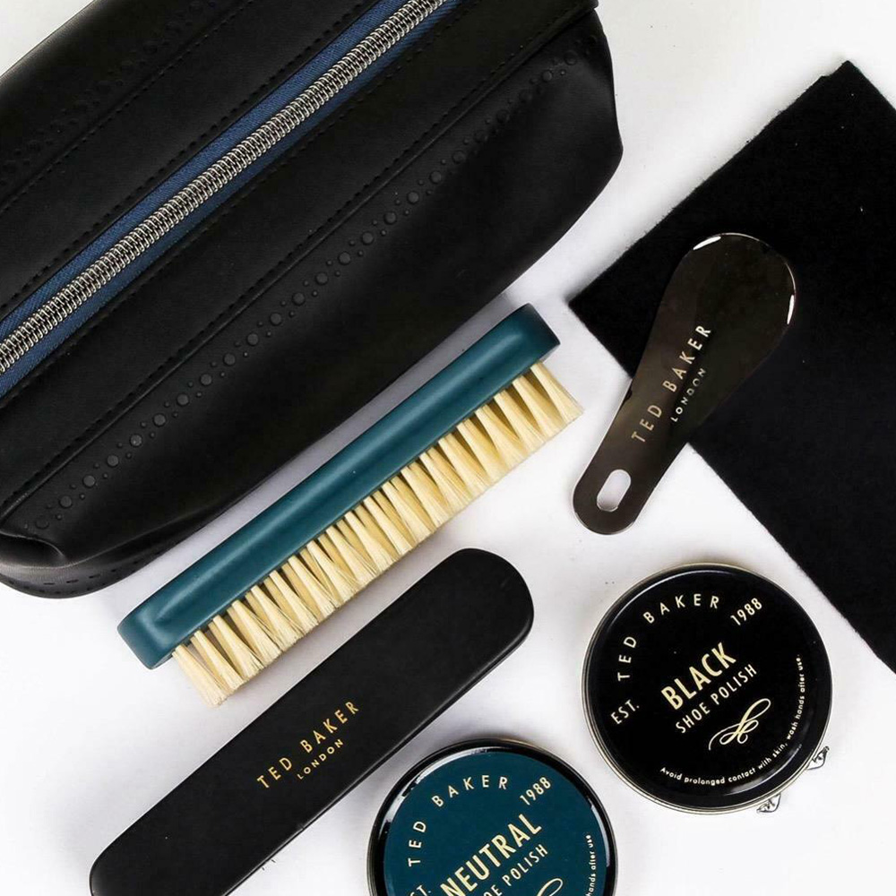 Set za negu obuće Ted Baker Black Brogue Monikian - detalj