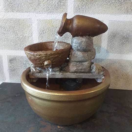 Sobna Feng Shui Fontana Kamelia - detalj