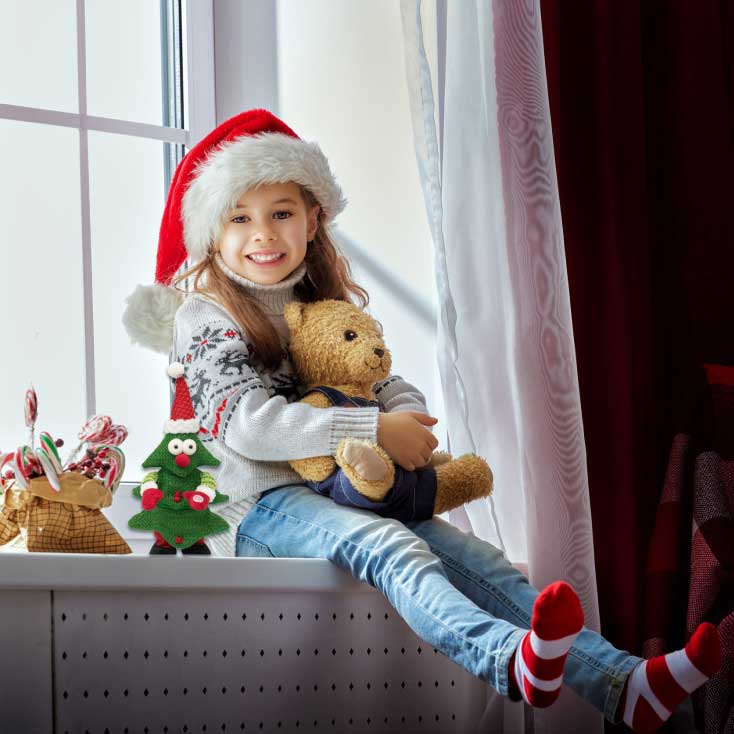 Plišana Jelka Koja Peva Feliz Navidad - detalj