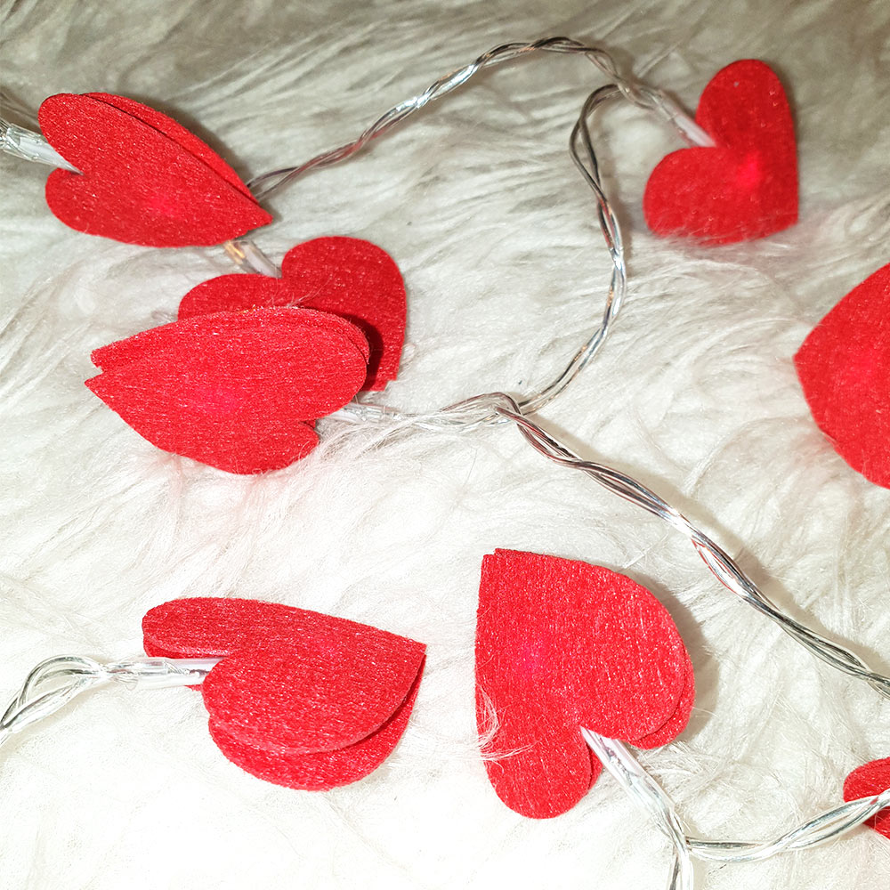 Svetleće LED sijalice u obliku srca 120 cm - detalj