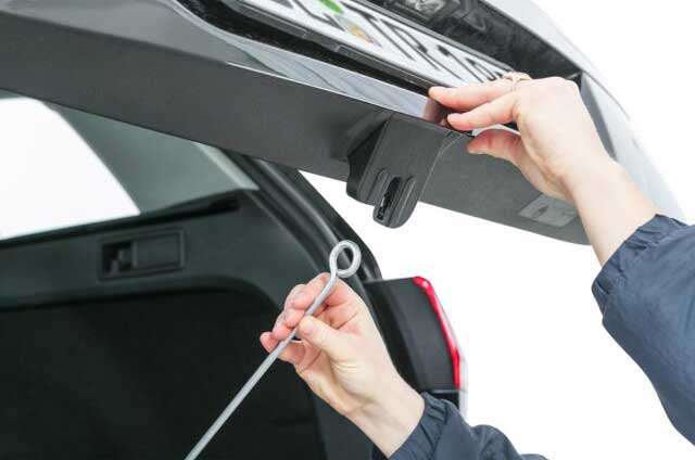 Graničnik za gepek automobila 40cm Trixie 13103 - detalj